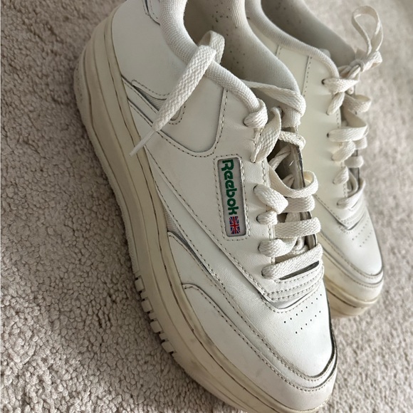 Reebok Cream and White Sneakers - Picture 2 of 4